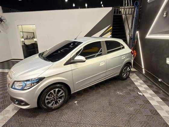 CHEVROLET ONIX 1.4 MPFI LTZ 8V FLEX 4P AUTOMÁTICO
